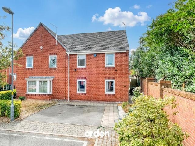 House for sale in Turves Green, West Midlands