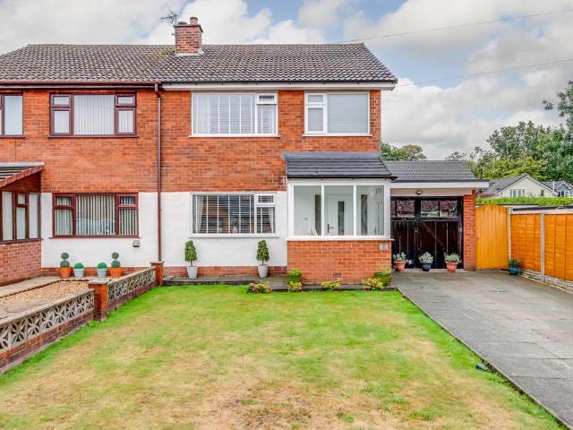 House for sale in Gathurst, Wigan