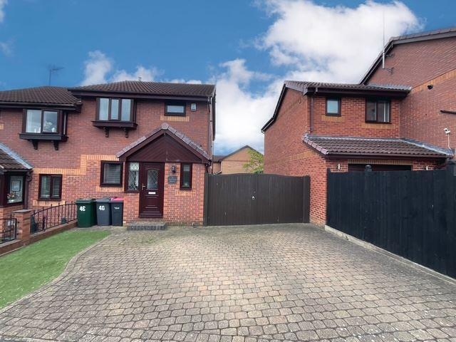 House for sale in Aston cum Aughton, Swallownest