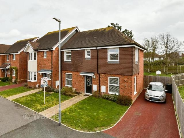 House for sale in Millmead, Acol