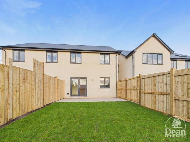 House for sale in Woolaston, Bromsberrow Heath