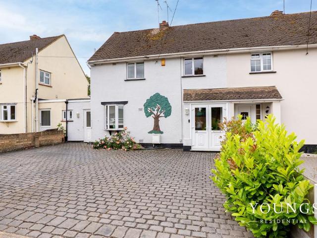 House for sale in South Benfleet, Essex