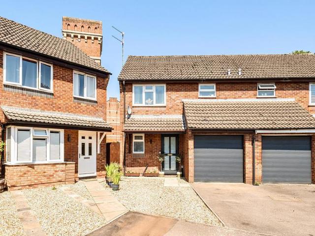 House for sale in Devizes, Wiltshire