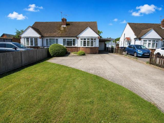 House for sale in Bearton, King's Walden