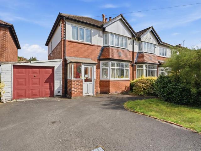 House for sale in Timperley, Trafford Park