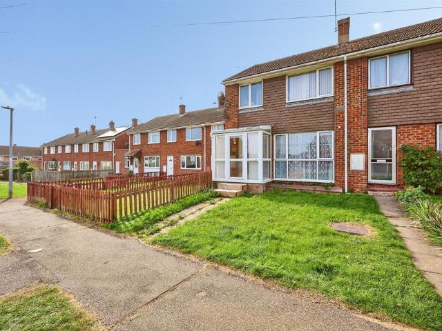 House for sale in Oxmoor, Huntingdonshire