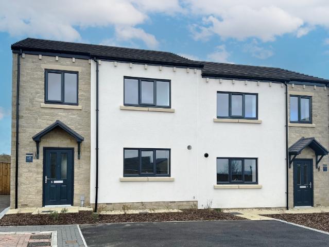 House for sale in Field Lane, Rastrick