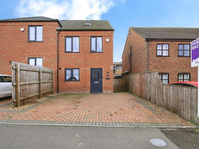 House for sale in Gosberton Clough, Lincolnshire