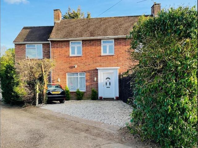 House for sale in Swallow, Buckinghamshire
