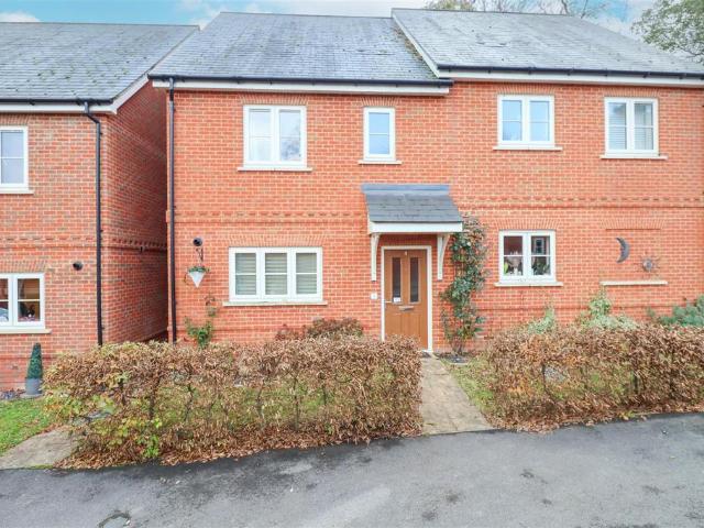 House for sale in Hart, Hampshire
