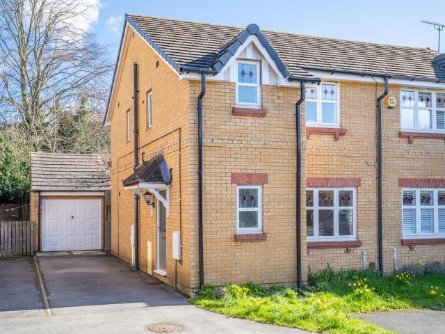 House for sale in High Field, York