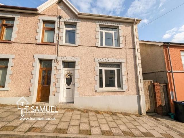 House for sale in Abercynon