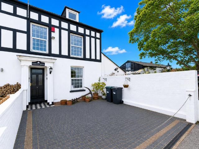 House for sale in Hythe and Dibden, Ashurst Bridge