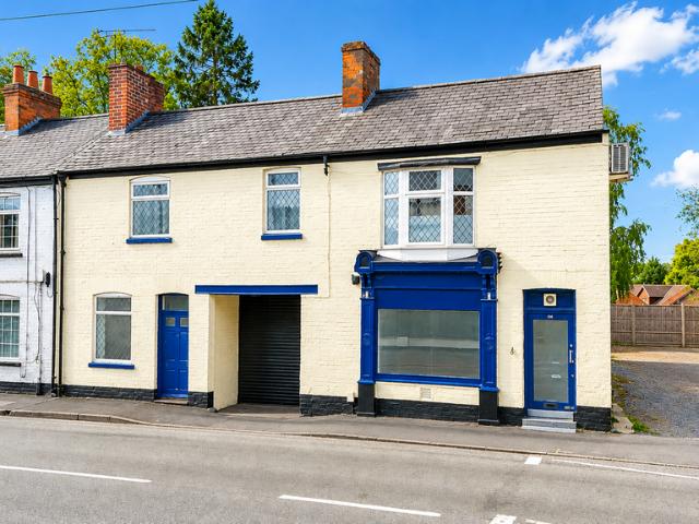 House for sale in Oadby, Leicestershire