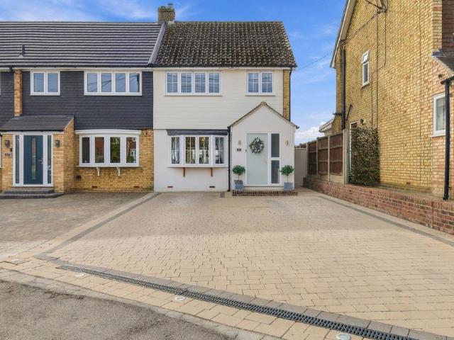 House for sale in Ramsden Heath, Chelmsford