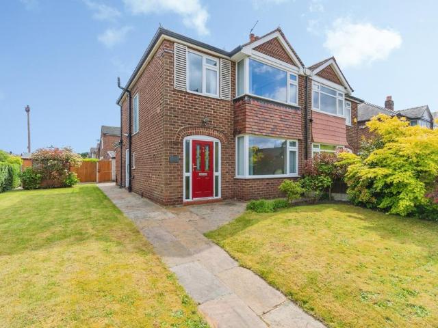 House for sale in Ashton upon Mersey, Trafford Park