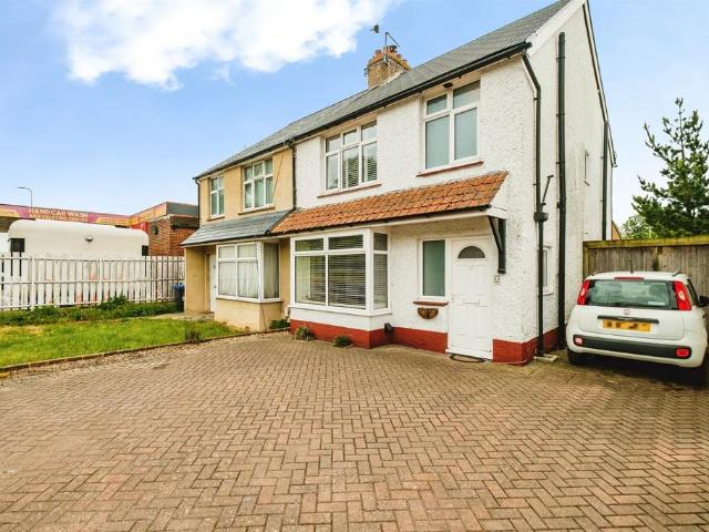 House for sale in Fishersgate, West Sussex