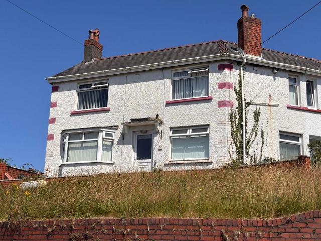 House for sale in Briton Ferry