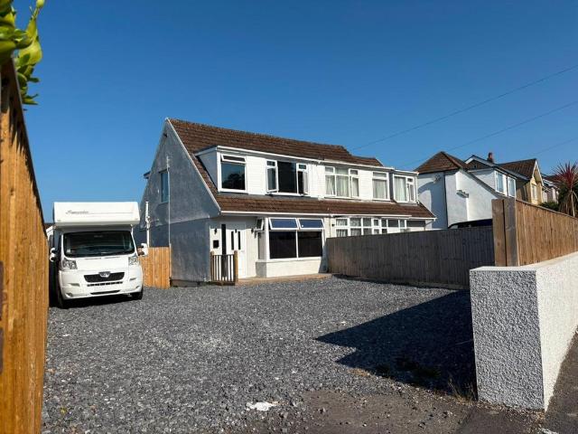 House for sale in Dunvant, Wales