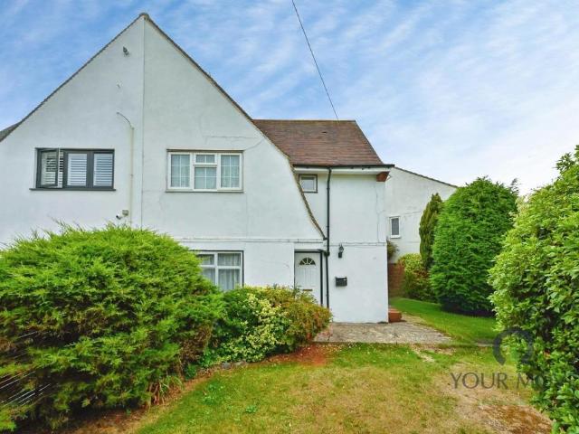 House for sale in Pouchen End, Hertfordshire