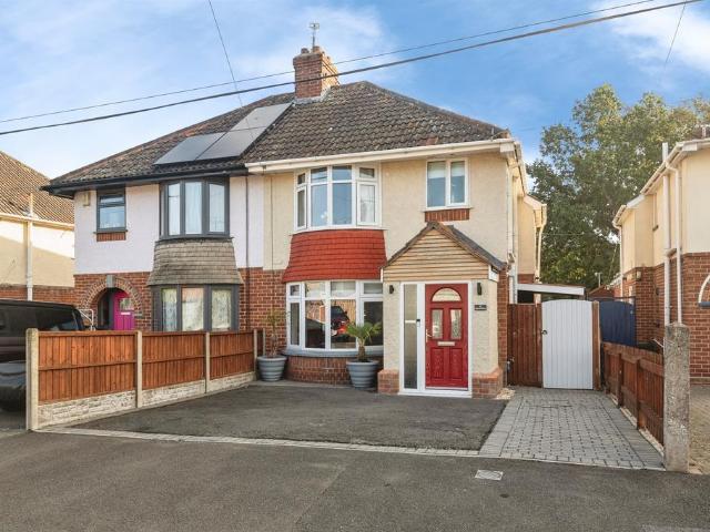 House for sale in Obridge, Taunton