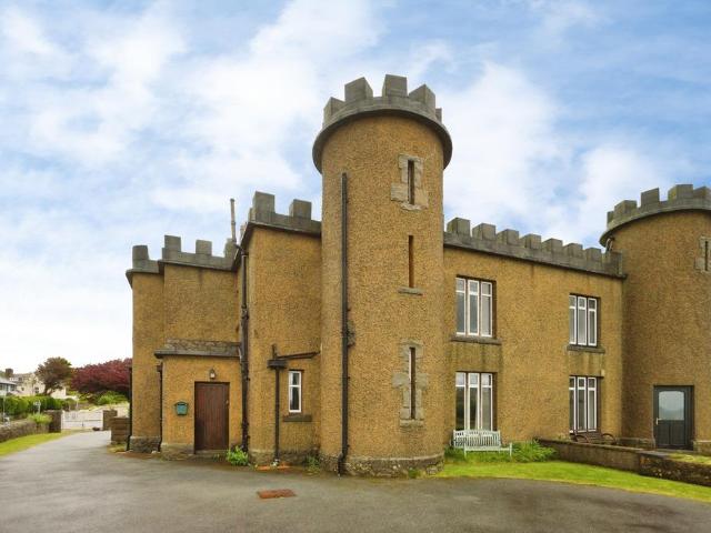 House for sale in Nefyn, Wales