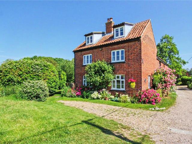 House for sale in Burgh St Peter, Norfolk