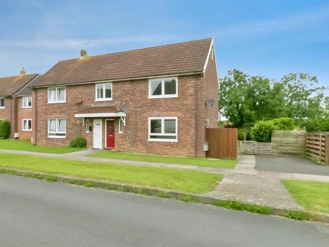 House for sale in Flemingston, Wales