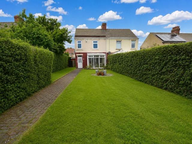 House for sale in Stanley