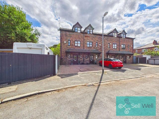 House for sale in Moorside, Salford