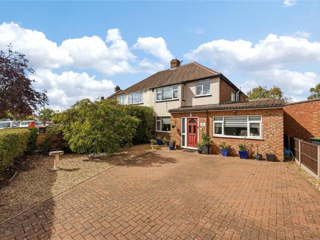 House for sale in Newnham, Bedford