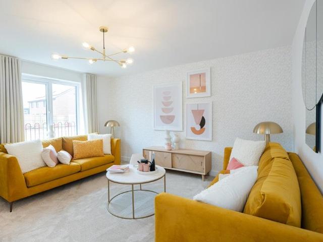 House for sale in Dawlish Warren, Teignbridge