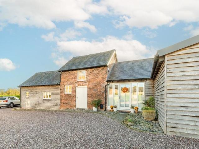 House for sale in Simmonds Green