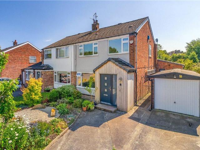 House for sale in Menston, West Yorkshire