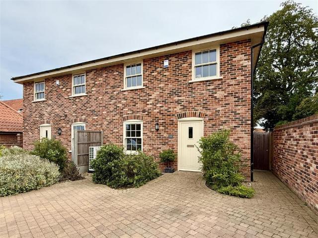 House for sale in Bedingfield, Suffolk