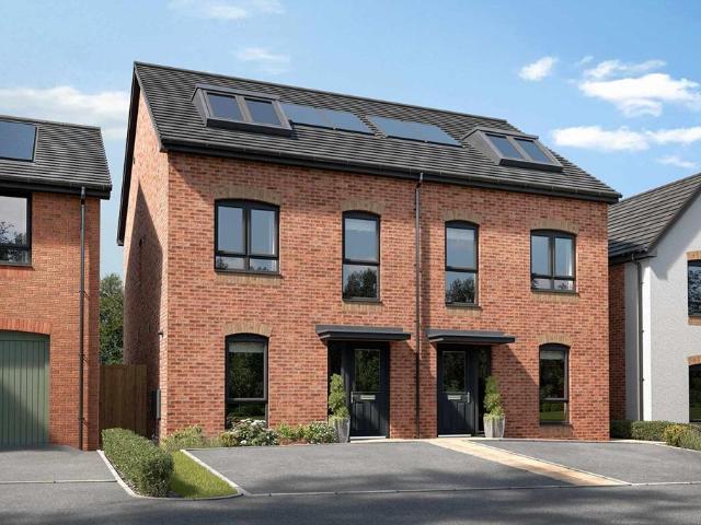 House for sale in Baswich, Staffordshire