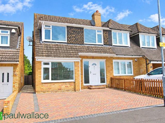 House for sale in Goffs Oak, Broxbourne