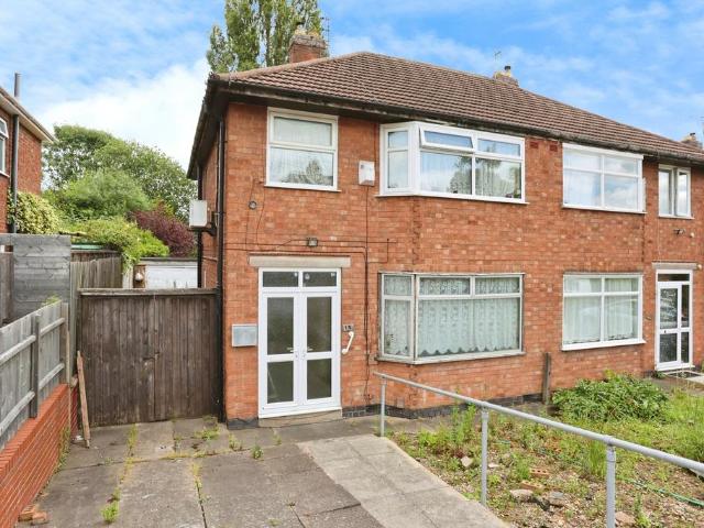 House for sale in Nether Hall, Leicester