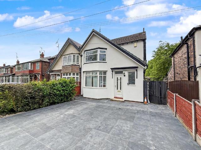 House for sale in Heaton Park, Bury