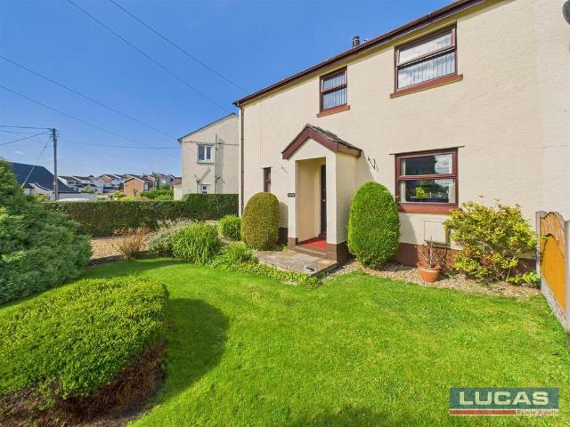 House for sale in Llanfair Pwllgwyngyll, Wales
