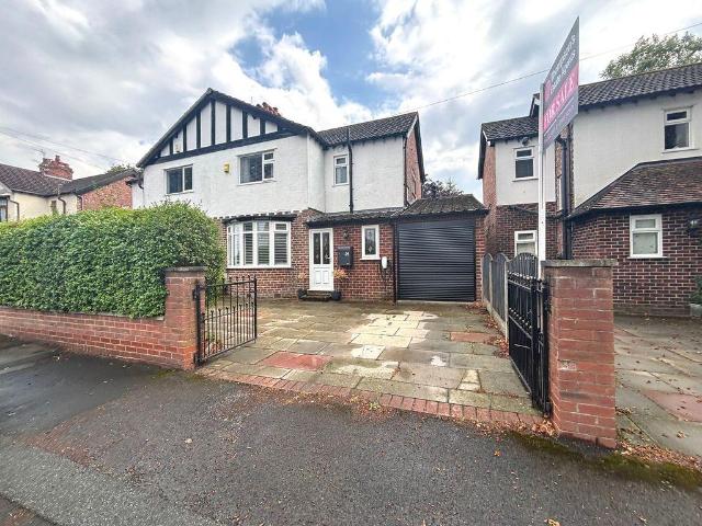 House for sale in Broadheath, Trafford Park