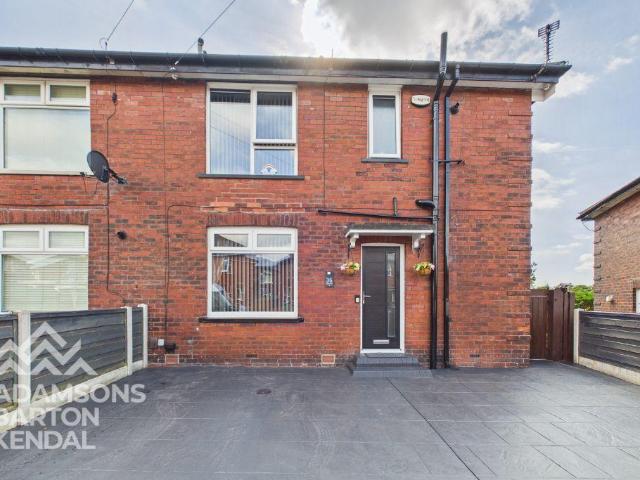 House for sale in Sudden, Burnedge