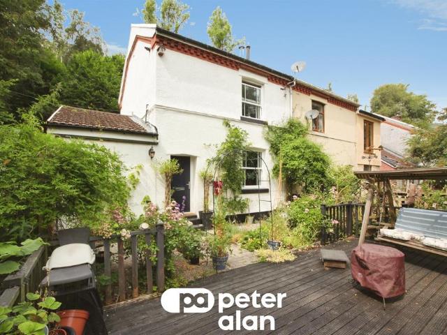 House for sale in Argoed, Markham
