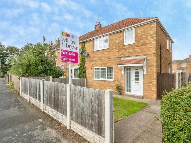 House for sale in Campsall, Doncaster