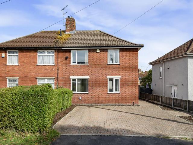 House for sale in Knowle Park, Bristol