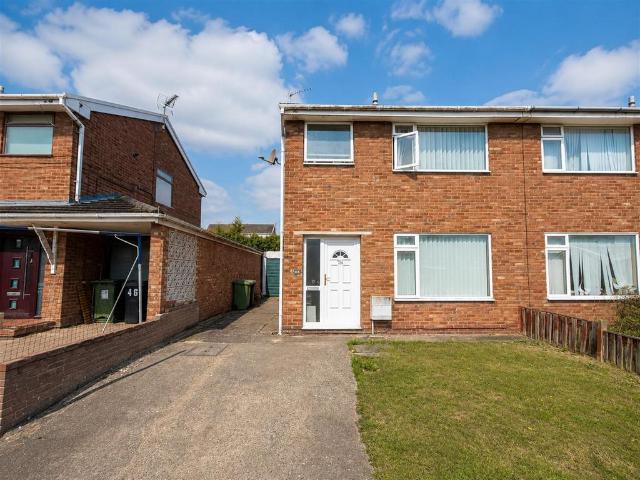House for sale in Little Mountain, Wales