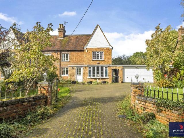 House for sale in Milton Bryan, Isle Of Man