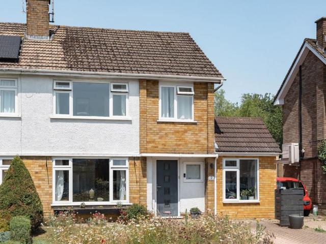 House for sale in Pouchen End, Hertfordshire