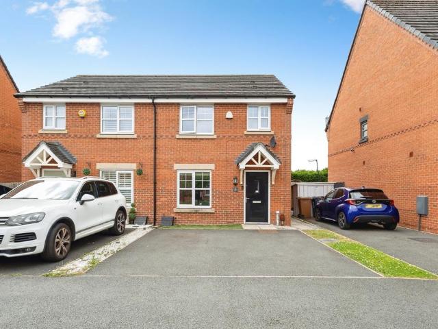 House for sale in Greenheys, Greater Manchester