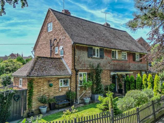 House for sale in Sandown Park, Kent